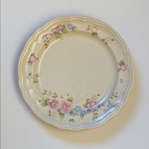 Vintage Pfaltzgraff tea rose 10.25” dinner plate